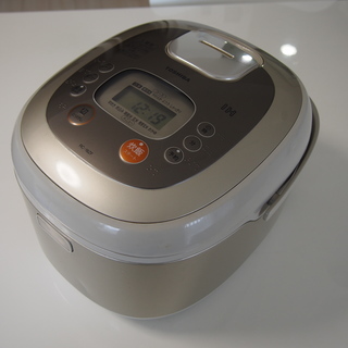 2012年製　一升炊き　東芝IH保温釜 RC-18ZF　取りに来...