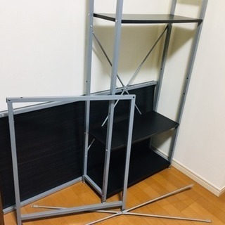 パソコンデスクの画像