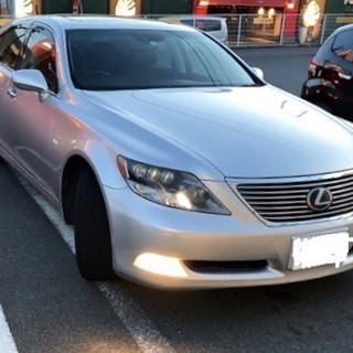 お買い得！車検付きLS600hサンルーフ