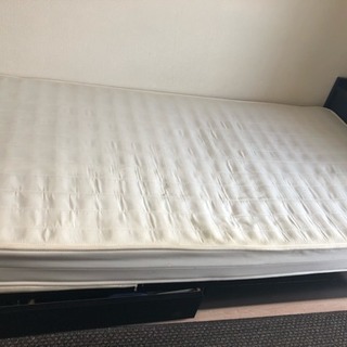 宮付き、収納付きベット