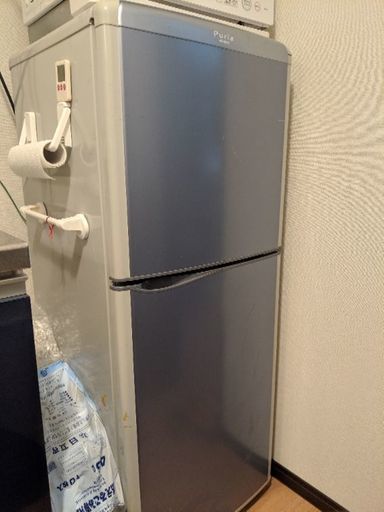 一人暮らし用　三菱冷蔵庫