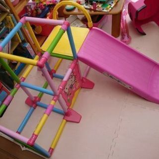 ハローキティのかんたんおりたたみジムの画像