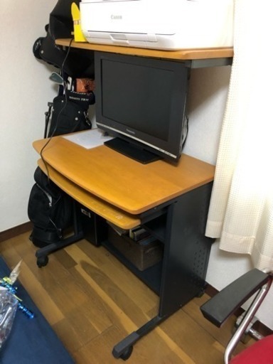 パソコンラック