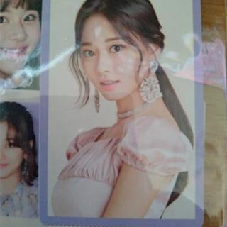 TWICEハイタッチ券