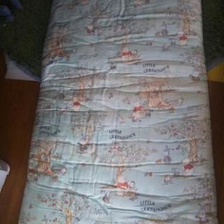 取引中、子供用敷布団