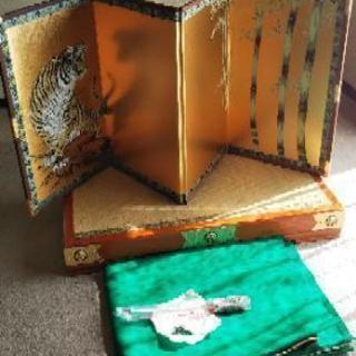 五月人形の平台と屏風と毛せん☆￥0