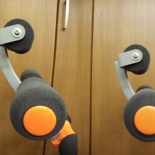 ワンダーコア オークローンマーケティング グレイ×オレンジライン おなかポッコリ解消に！ 基礎代謝アップに！ 腹筋強化に！ 引き締まった体に！ ヘルシーライフのお供にいかがですか？☆彡 【現状のままのお受け渡しです】 JM2500)【取りに来られる方限定】の画像