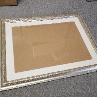 額縁　54cm x 70cm