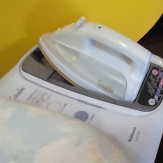 スチームアイロン・アイロン台セット