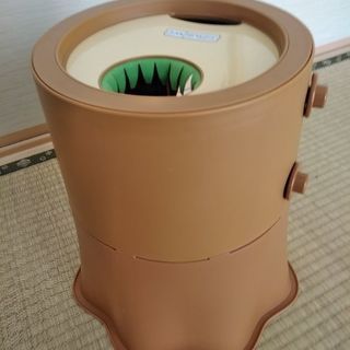 子供のおもちゃ　つかまり立ち