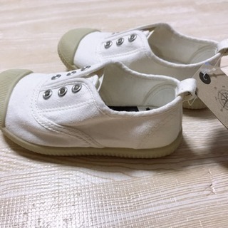 キッズスニーカーの画像