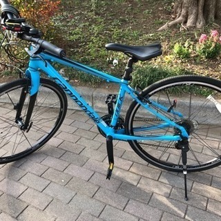 美品☆CANNONDALE QUICK4 クロスバイク 【3×8段ギア付】【ライト付】