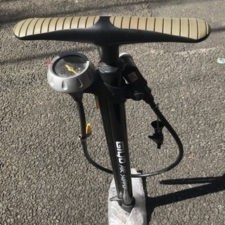 美品☆CANNONDALE QUICK4 クロスバイク 【3×8段ギア付】【ライト付】の画像