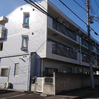 初期費用総額15,000円で入居できます。ペット可物件。2LDK...