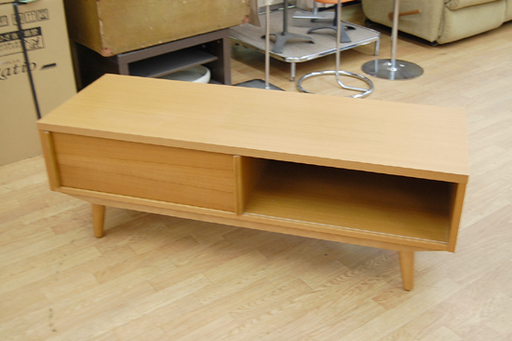 unico/ウニコ テレビ台 ALBERO/アルベロ W1200 北欧 無垢材 木目 リビングテーブル 廃番 ☆ PayPay(ペイペイ)決済可能 ☆ 札幌市 清田区 平岡