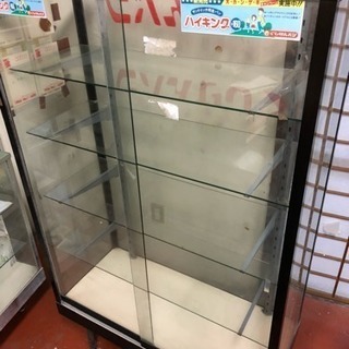 ガラス陳列棚 取りに来て頂ける方 先着順で現在調整中ですの画像