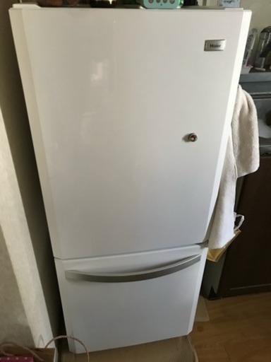 明日25日引渡し！2012年製 Haier138L 冷蔵庫