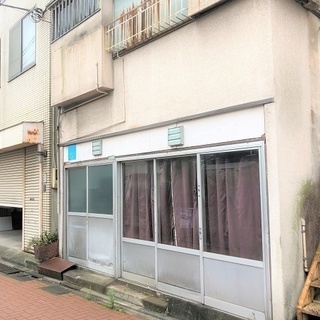 荷物置きや倉庫に！元クリーニング屋の物件です！