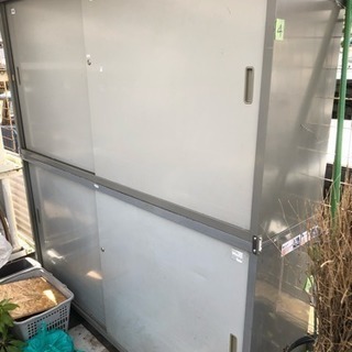 職員室仕様スチール製キャビネット