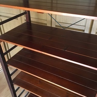 木製ラックの画像