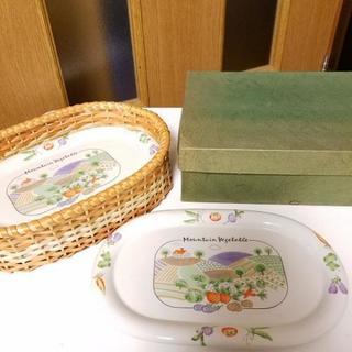 スパゲッティー皿セットの画像