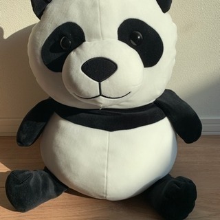 でっかいパンダのぬいぐるみ