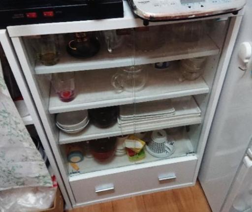 【食器棚】ホワイト、ガラス扉引き出し付き