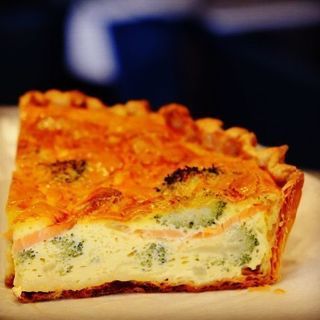 NEW！ベーカリーカフェ パンの製造スタッフ募集！交通費全額支給！袖ヶ浦駅から徒歩3分！即日勤務OK◎週4～OK◎の画像