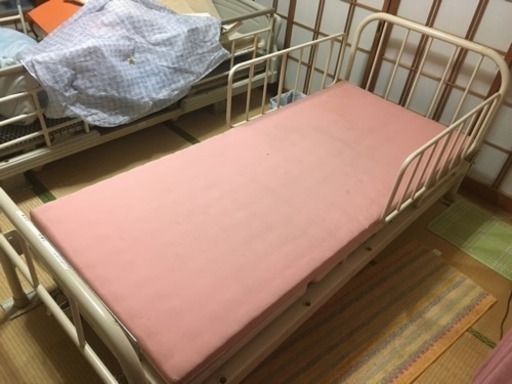 手動式ベッド