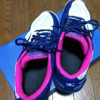［売約済］テニスシューズ ミズノ 26.5㎝の画像