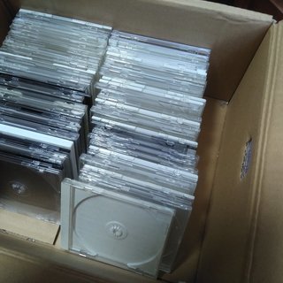 ＣＤのプラスチックケースの画像