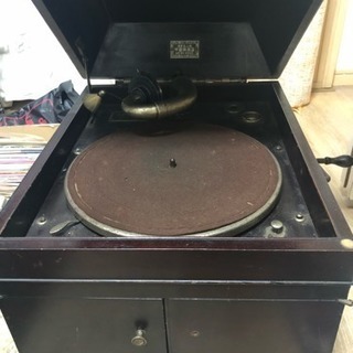 蓄音機  引越しのため。