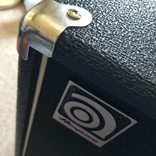 ベースアンプ Ampeg(アンペグ) BA115の画像