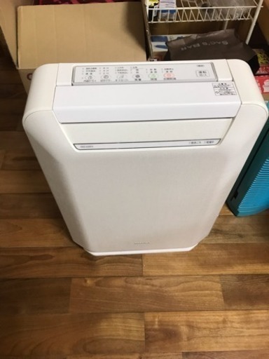 浦添から 東芝製 除湿機