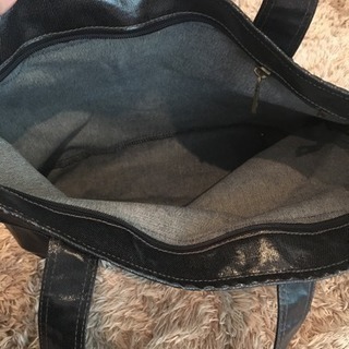 マークバイマークジェイコブス トートバッグの画像