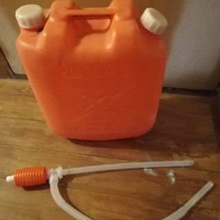 【ほぼ新品】灯油ポータブルストーブの画像
