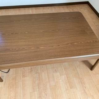 こたつ テーブル 取引き中