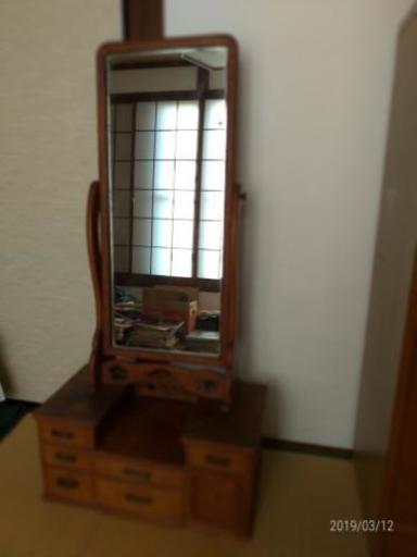 昭和初期の頃の鏡台