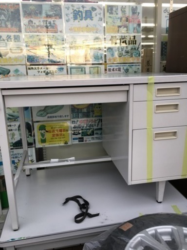 中古品 KOKUYO 事務机 現状渡し！ 片袖 引き出し4つ