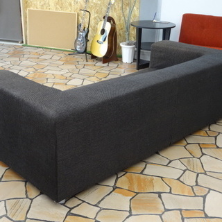 高級感♪ブラウンカラー 3人掛け ボックスソファー オットマン付 販売致します♪の画像