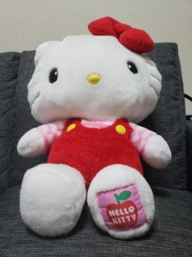 キティちゃん 大きいぬいぐるみ