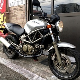 ホンダ VTR250  250cc 単車 人気車種
