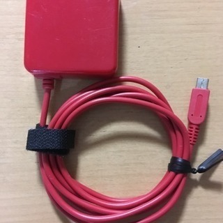 【値下げしました】ニンテンドー 3DS LL レッド 充電器付の画像