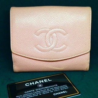 CHANEL キャビアスキン コンパクト折財布 ギャランティーカ...