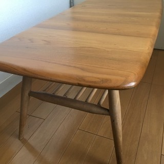 ERCOL coffee table の画像