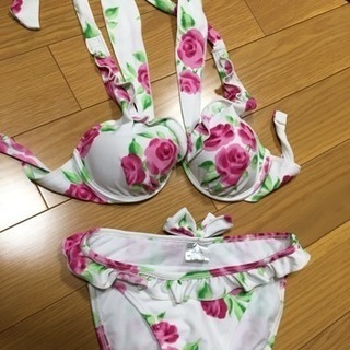 水着(お話中)の画像