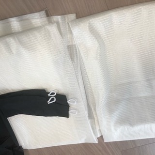 カーテン、レースカーテン4枚セット黒 サテン 幅100㎝×丈178㎝の画像