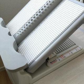 【最終割引3500円→1900円まで】ストレッチングボード（元値9800円）アサヒ　多段階角度調整　36.0×30.5cmの画像
