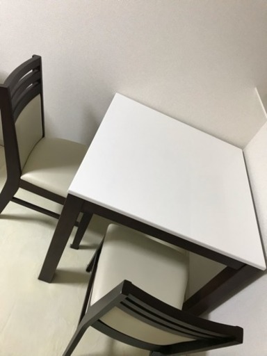 □美品□ニトリ  ダイニングテーブル \u0026椅子2脚