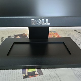 Dell E2211H　22インチモニタの画像